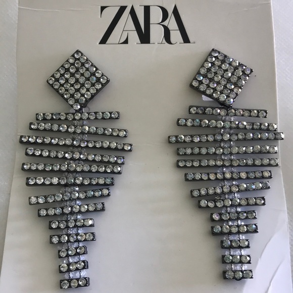 Zara Jewelry - Zara Crystal Dangly Long Earrings